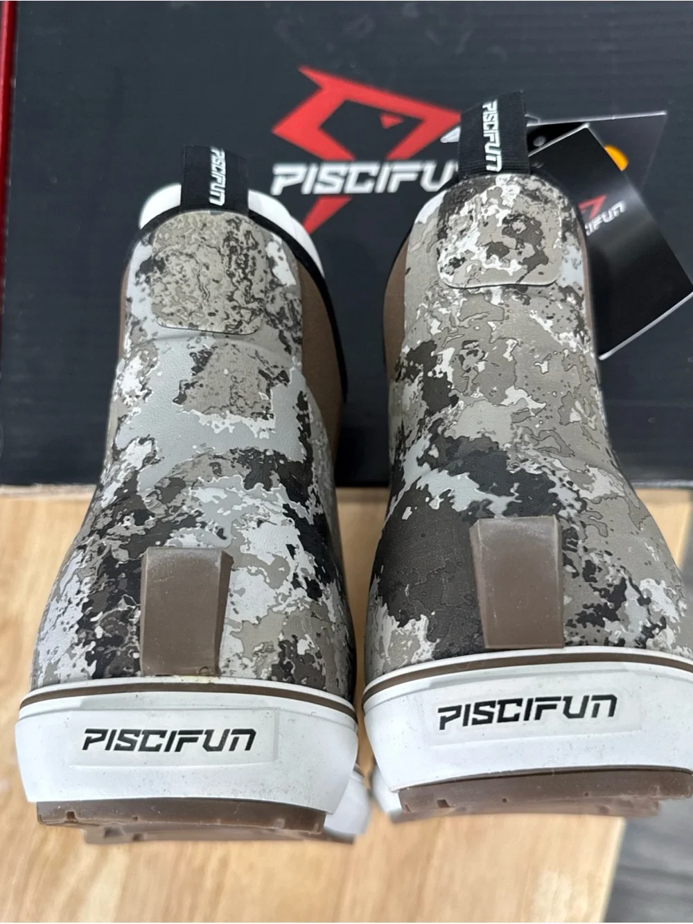Piscifun Men’s Deck Boots Waterproof Rain Fishing Anti Slip Camo Sz 11 NEW $150